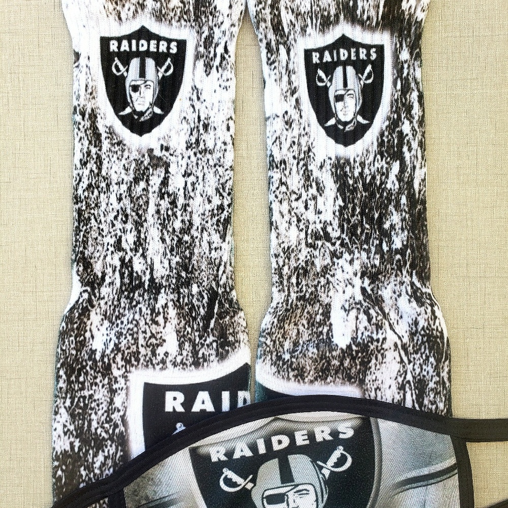 New Custom RAIDERS Sock & Mask Set